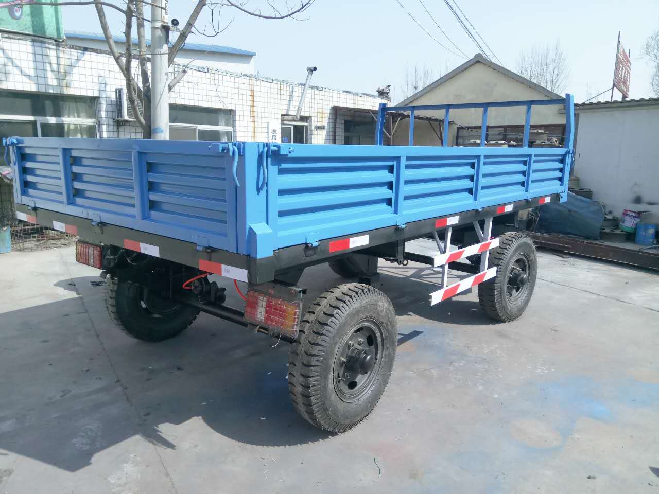 怎樣減少農(nóng)用掛車故障頻率的發(fā)生？